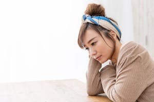 気分スッキリ 失恋が吹っ切れたのはどんな時 元彼から立ち直った瞬間やきっかけ 出会いをサポートするマッチングアプリ 恋活メディア 恋愛会議 気分スッキリ 失恋が吹っ切れたのはどんな時 元彼から立ち直った瞬間やきっかけ 出会いをサポートするマッチングアプリ 恋活メディア 恋愛会議