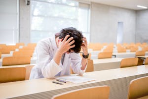 理系大学生には出会いが無い 恋愛できない理系男子が彼女を作る方法 出会いをサポートするマッチングアプリ 恋活メディア 恋愛会議 理系大学生には出会いが無い 恋愛できない理系男子が彼女を作る方法 出会いをサポートするマッチングアプリ 恋活メディア 恋愛会議