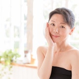 【40代女性の魅力】歳を理由に恋愛を諦めてない?モテる女に共通する5つの特徴 【40代女性の魅力】歳を理由に恋愛を諦めてない?モテる女に共通する5つの特徴
