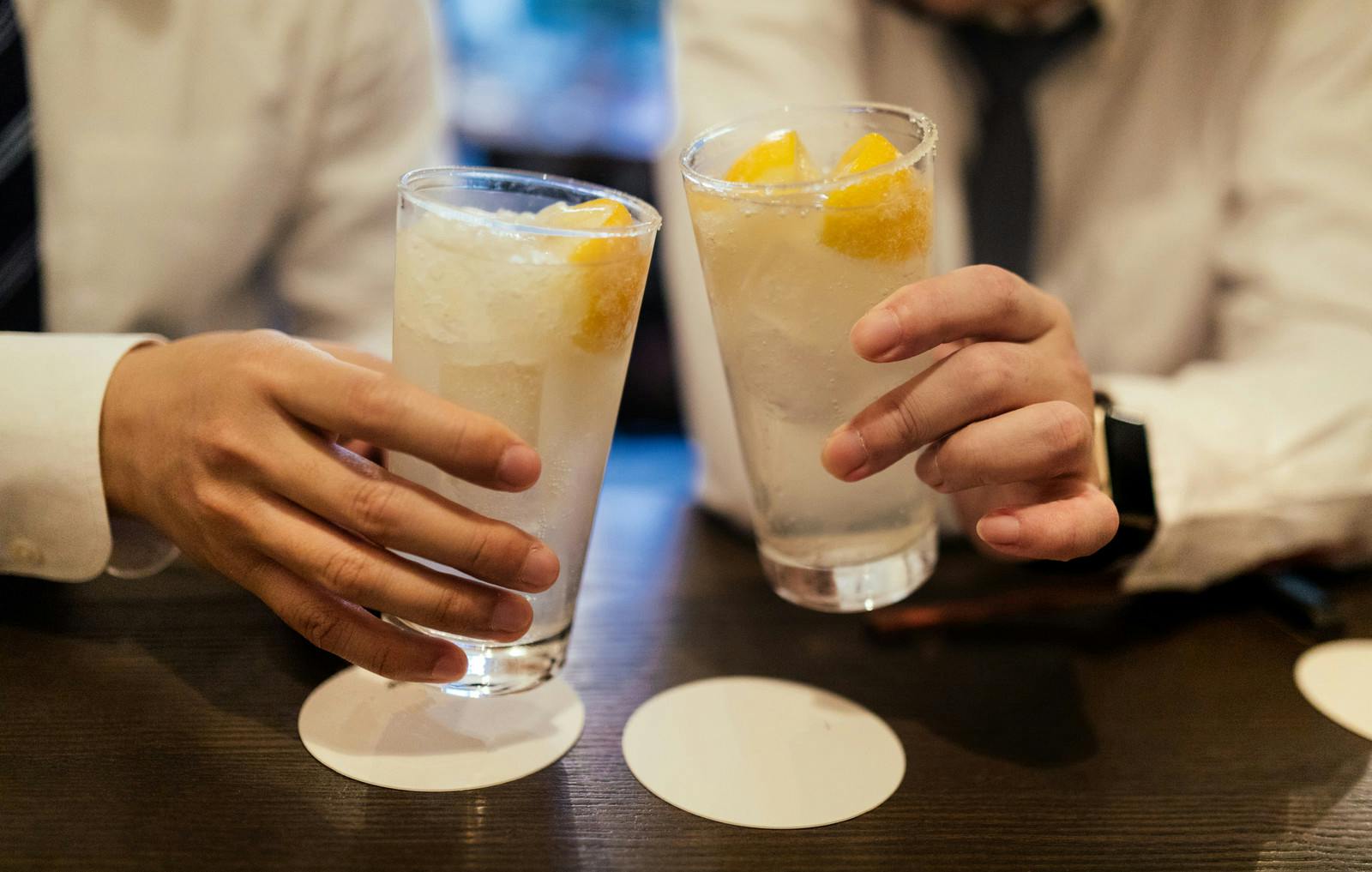 飲み会の出会いはうまくいく ケース別のおすすめ度とコツ 注意点まとめ 出会いをサポートするマッチングアプリ 恋活メディア 恋愛会議
