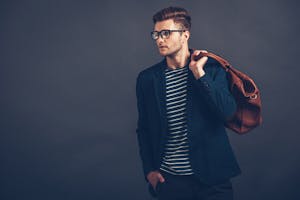 男性編 街コンでモテる服装とは おすすめの鉄板メンズコーデと抑えるポイント 出会いをサポートするマッチングアプリ 恋活メディア 恋愛会議 男性編 街コンでモテる服装とは おすすめの鉄板メンズコーデと抑えるポイント 出会いをサポートするマッチングアプリ 恋活メディア 恋愛会議
