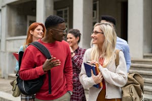 大学生は恋する絶好のチャンス 彼氏できない女子が素敵なメンズをgetする方法 出会いをサポートするマッチングアプリ 恋活メディア 恋愛会議 大学生は恋する絶好のチャンス 彼氏できない女子が素敵なメンズをgetする方法 出会いをサポートするマッチングアプリ 恋活メディア 恋愛会議