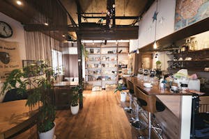 カフェでナンパはメリット多し かわいい女性をナンパする6つのコツ 出会いをサポートするマッチングアプリ 恋活メディア 恋愛会議 カフェでナンパはメリット多し かわいい女性をナンパする6つのコツ 出会いをサポートするマッチングアプリ 恋活メディア 恋愛会議