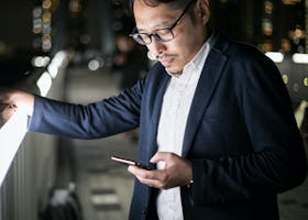 振られた相手から連絡がくるのはなぜ 振ってきた女性が連絡してくる時の理由 対処法 出会いをサポートするマッチングアプリ 恋活 占いメディア シッテク 振られた相手から連絡がくるのはなぜ 振ってきた女性が連絡してくる時の理由 対処法 出会いをサポートするマッチングアプリ 恋活 占いメディア シッテク