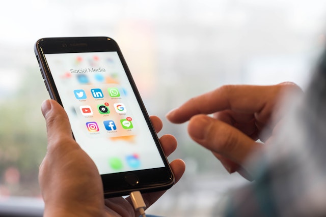 マッチングアプリ マッチングアプリでLINE(ライン)交換する最適なタイミング時期っていつ?