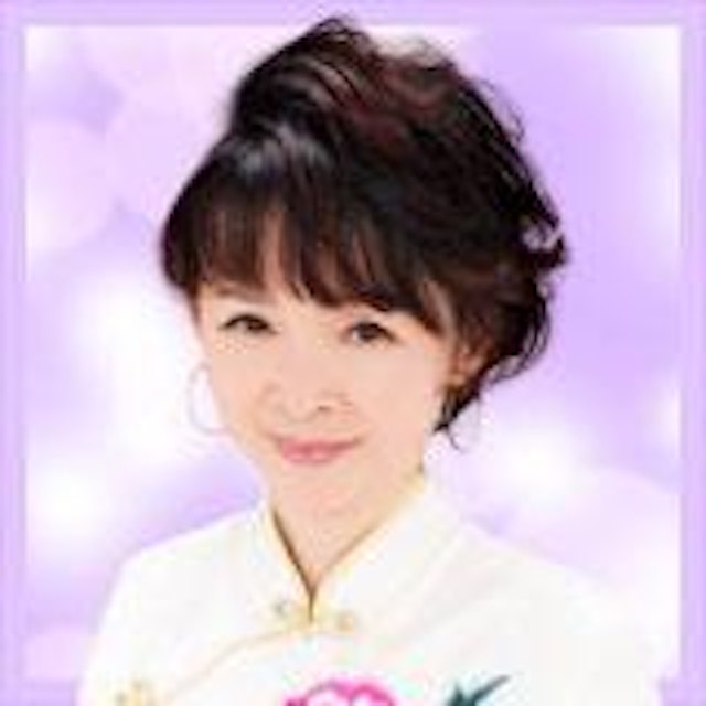 月凰（ツキオウ）先生