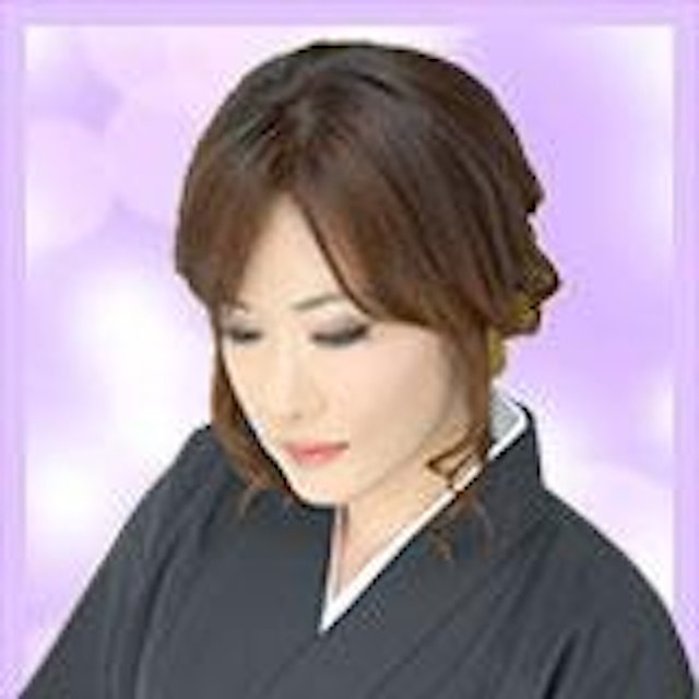 琥珀（こはく）先生