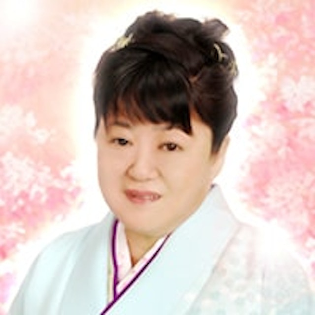 咲耶(さくや)先生